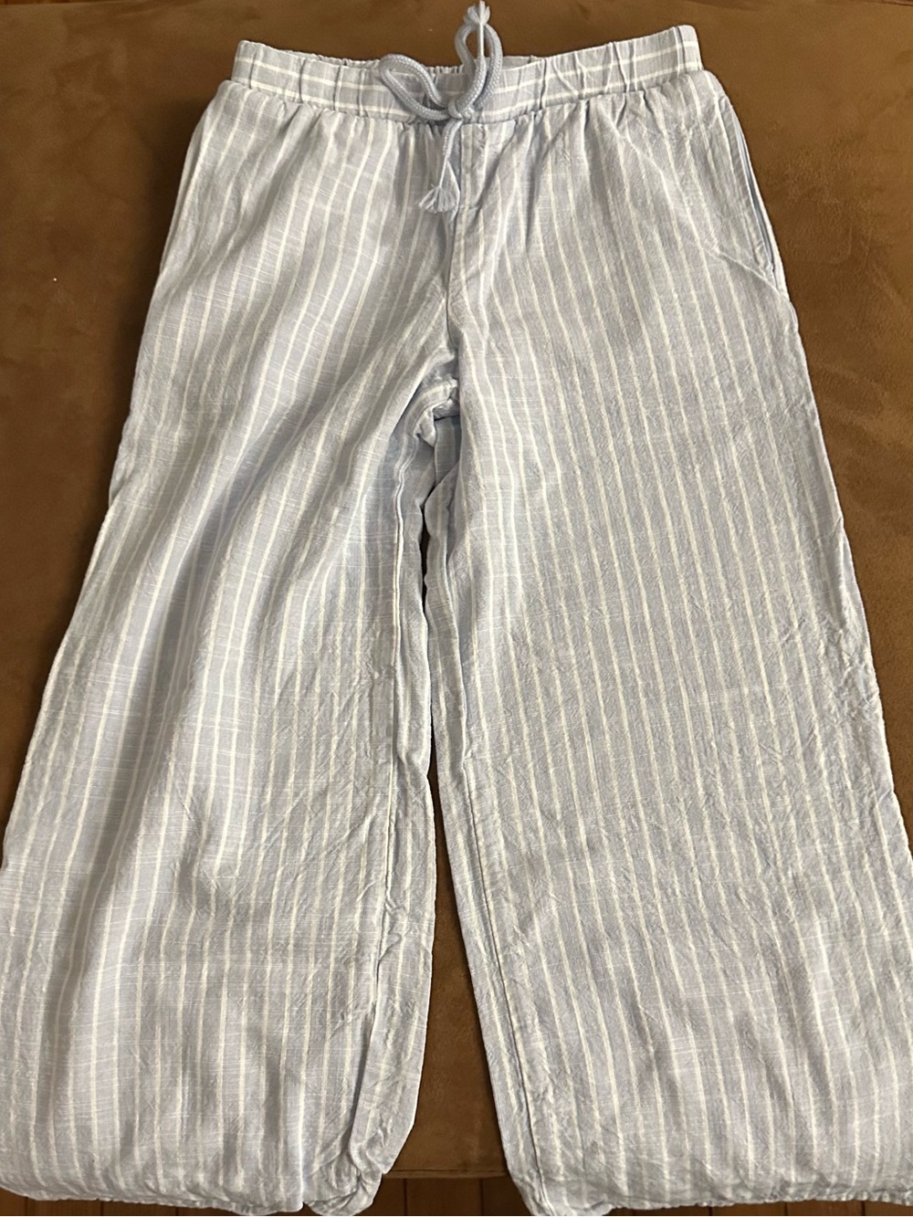 Girls wide leg pants Sz M